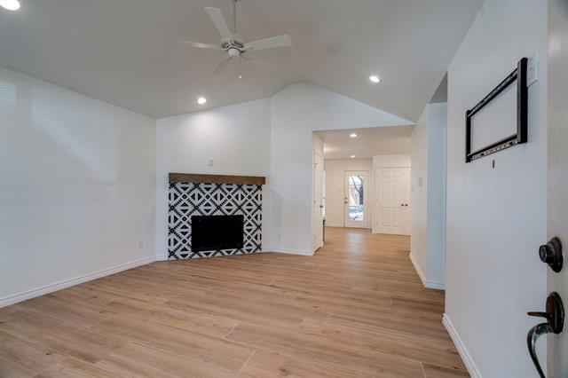 Foto del edificio - 753 Burr Oak Dr