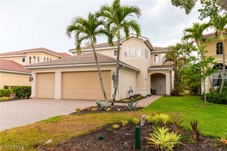 Building Photo - 5655 Lago Villaggio Way