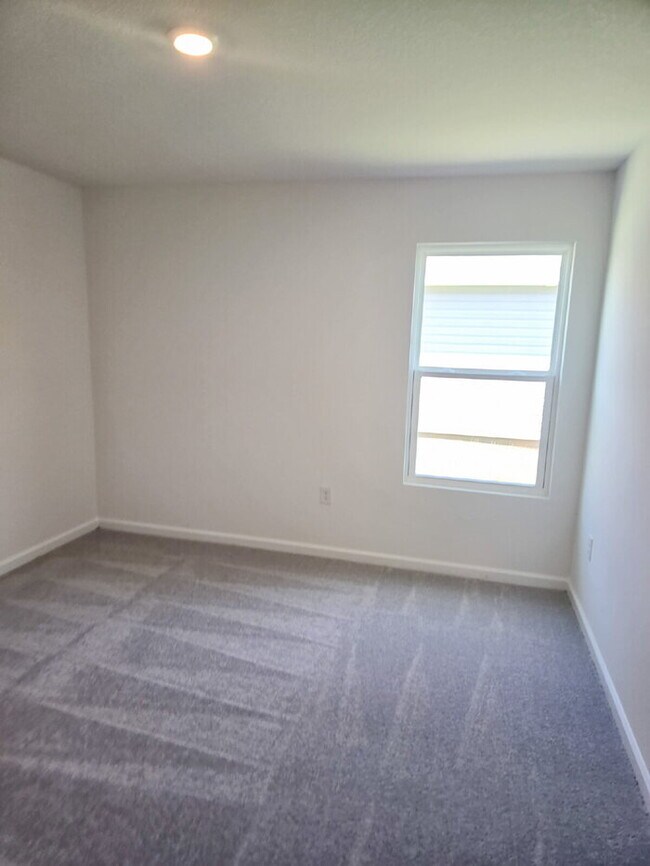 Foto del edificio - Welcome to your brand-new home in the Mallard Landing conveniently located to NAS Pensacola! INTE...