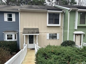 Building Photo - 5754 Pool Side Dr