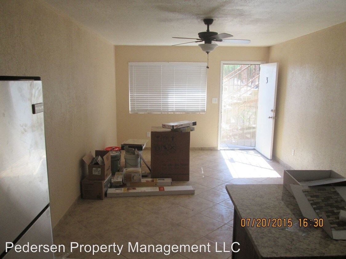 135 N Palo Verde Dr, Apache Junction, AZ 85120 Room for Rent in