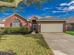Building Photo - 24526 Blane Dr