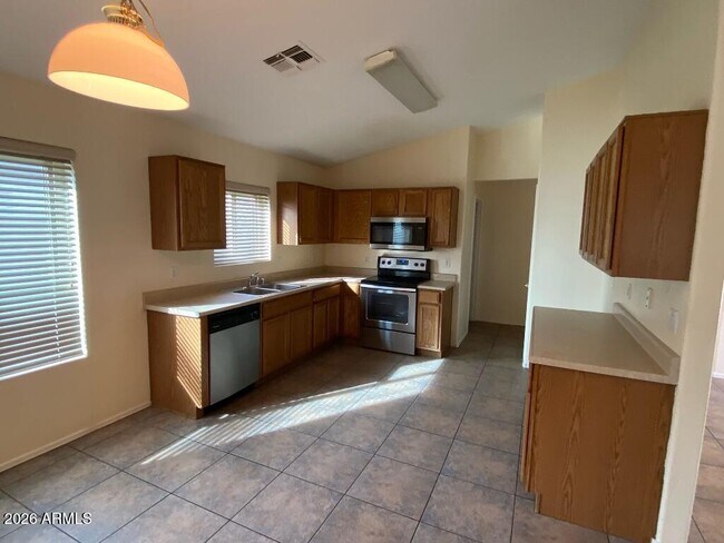 Foto del edificio - 11425 W Pinehollow Dr