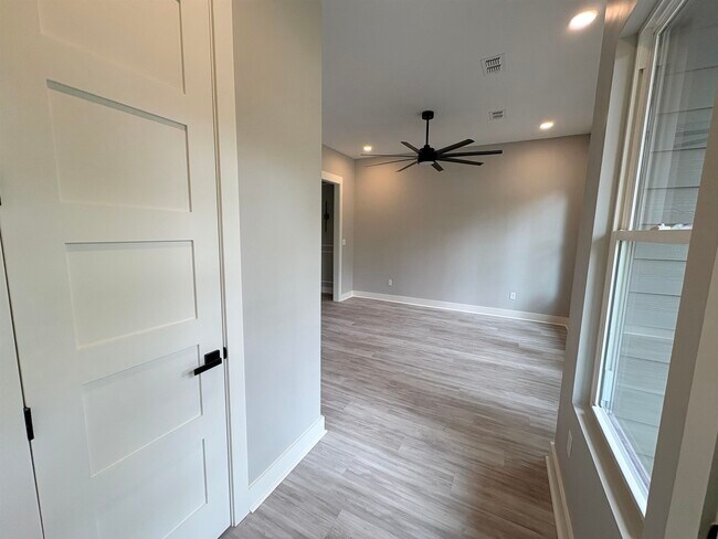Foto del edificio - 226 E Bradford Rd