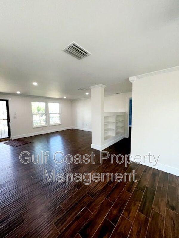 Building Photo - 3405 66th St Ct W