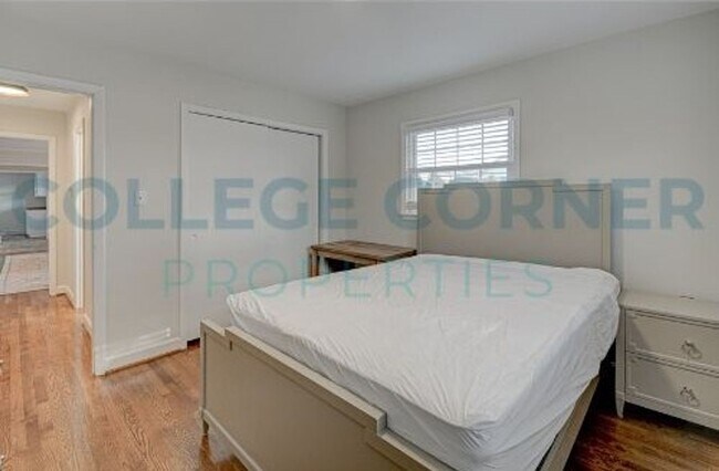Foto del edificio - 1140 Barclay Terrace