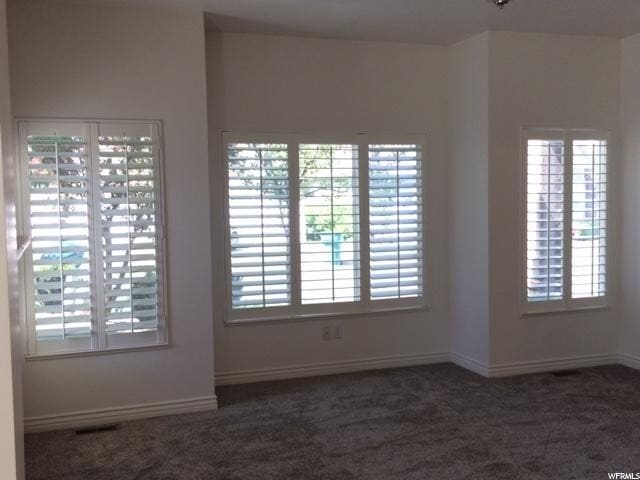 Building Photo - 717 S Clearwater Ct