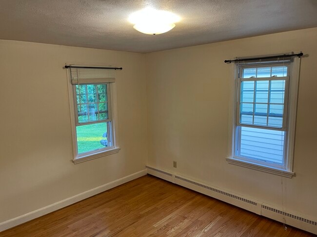 BR 2 - 213 Russell St