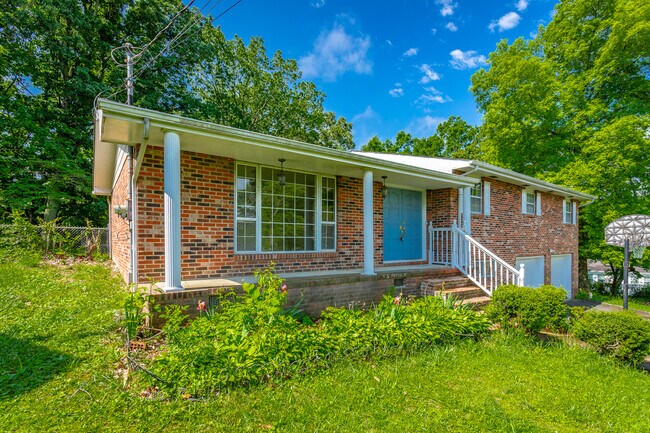 Foto del edificio - 12 Sandra Dr