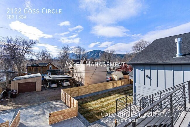 Building Photo - 2122 Goss Cir W