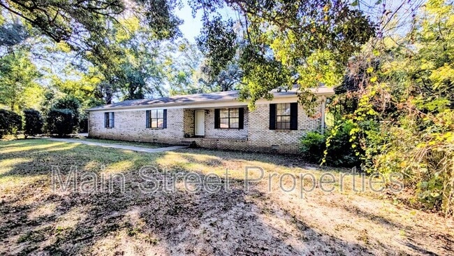 Building Photo - 1485 Pine Ln Dr