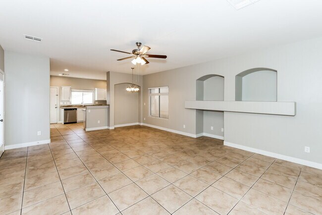 Foto del edificio - 8911 Deep Ridge Ct