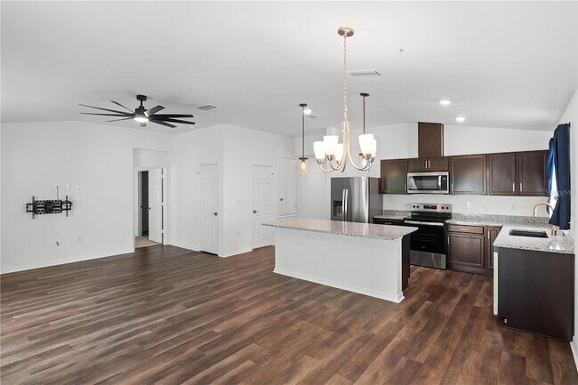 Building Photo - 8258 Cortese Dr