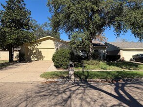 Building Photo - 16914 Clan MacGregor Dr