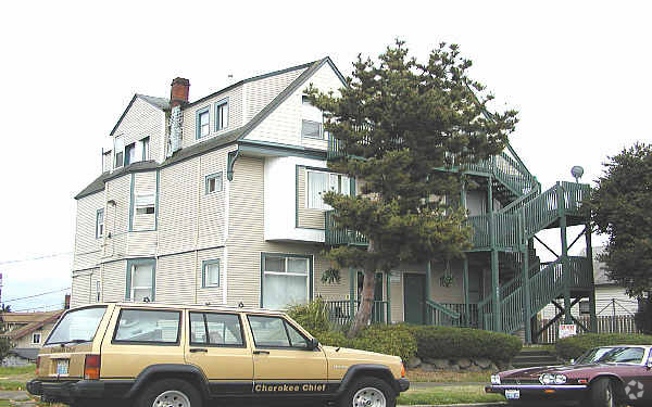 Building Photo - Victorian Manor Apartments