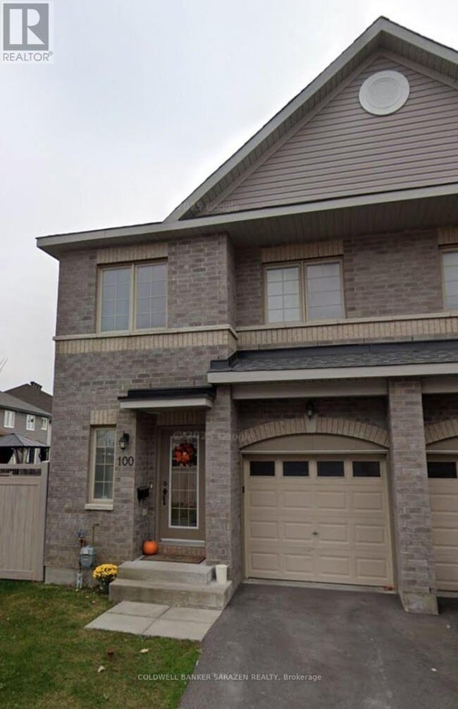 Building Photo - 100 Camden Private