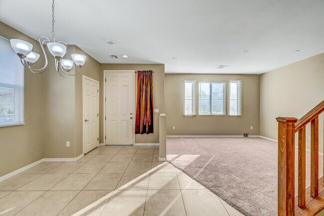 Foto del edificio - 11420 Ogden Mills Dr