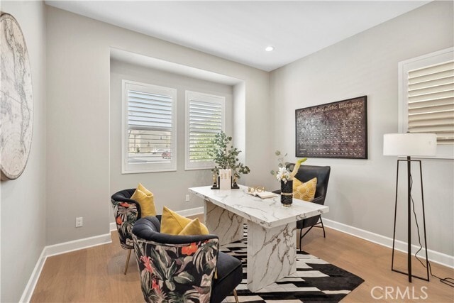 Building Photo - 370 Sawbuck