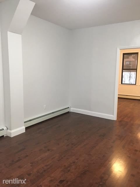 Building Photo - 3423 9th St