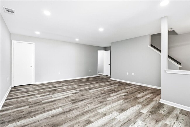 Building Photo - 2607 Warren Way
