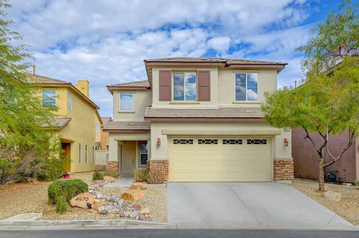 Primary Photo - Amazing Single Family Home for Rent in Las...