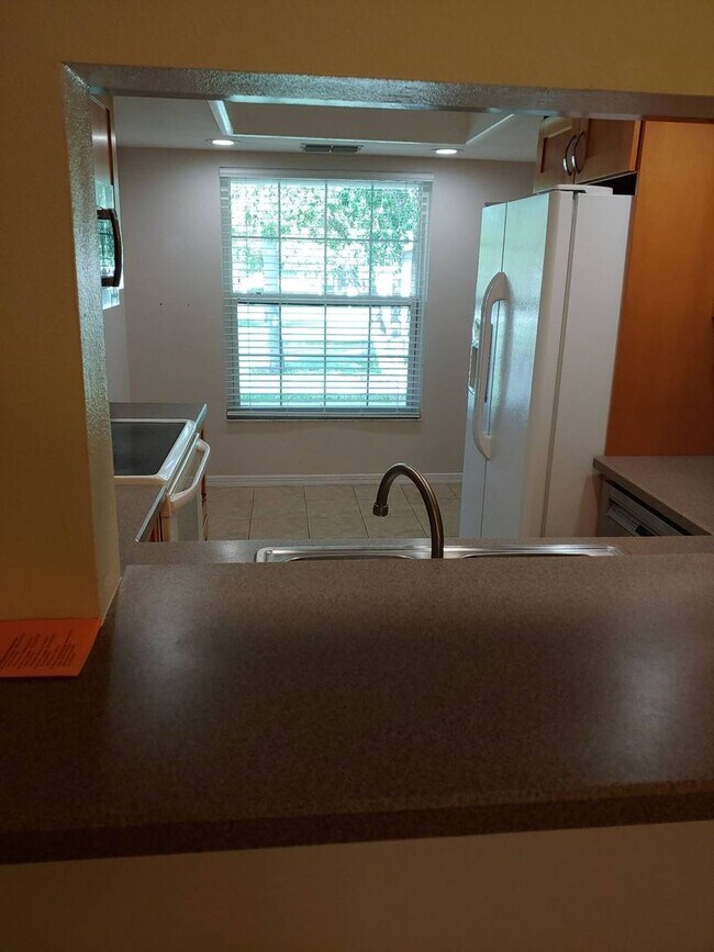 Foto del edificio - Beautiful 2 bedroom 2 bathroom condo for rent in Dunedin - Heather Ridge North 55+ community!
