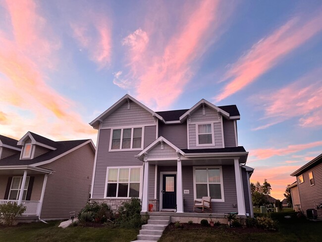 Building Photo - 9353 Honey Elm Ln