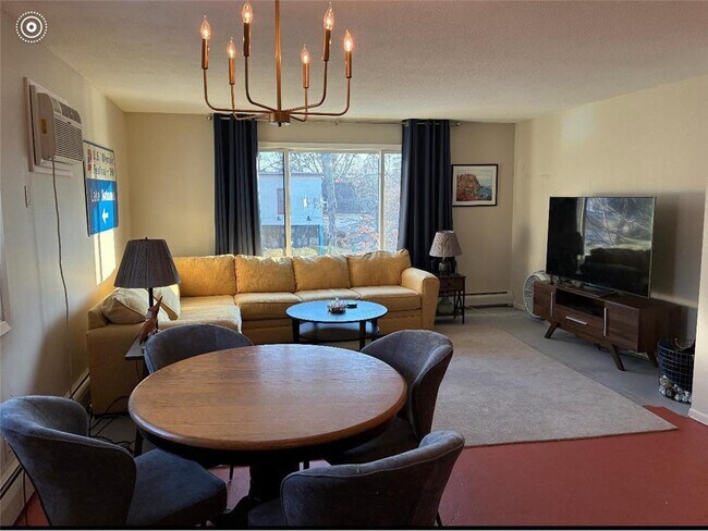 Foto del edificio - 3624 E 38th St