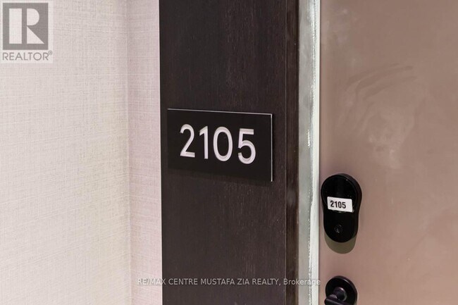 Photo du bâtiment - 4015 The Exchange