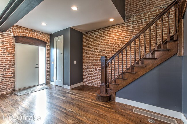 Building Photo - 1308 Park Ave