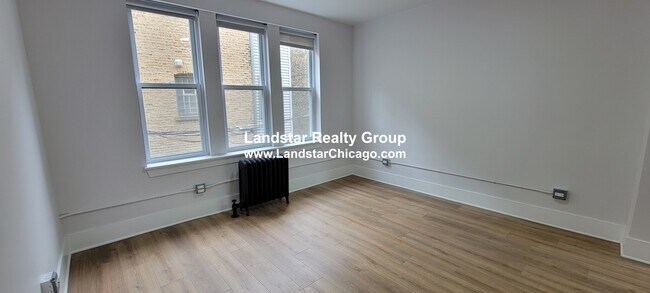 Foto del edificio - 1349 W Estes Ave
