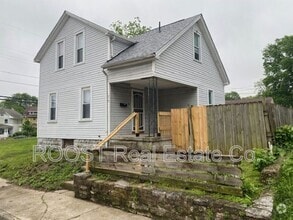 Building Photo - 210 Volkenand Ave