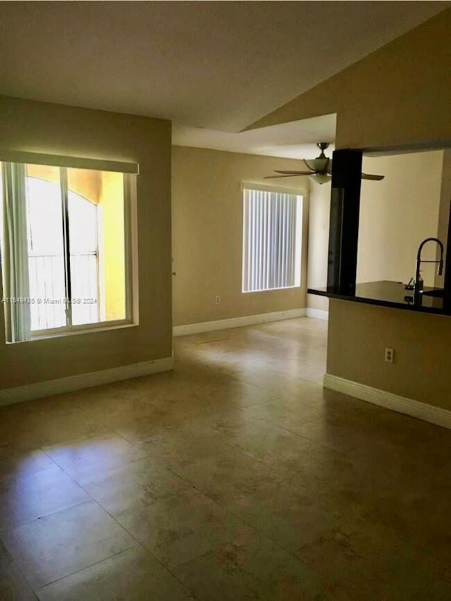 Foto del edificio - 2321 NW 33rd St