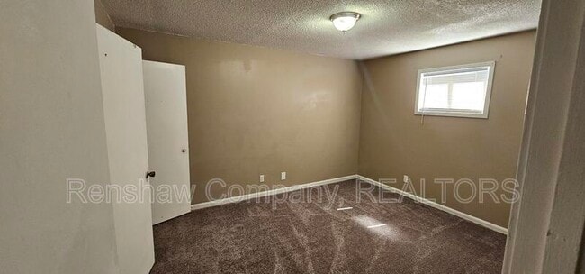 Building Photo - 100 Marr Dr