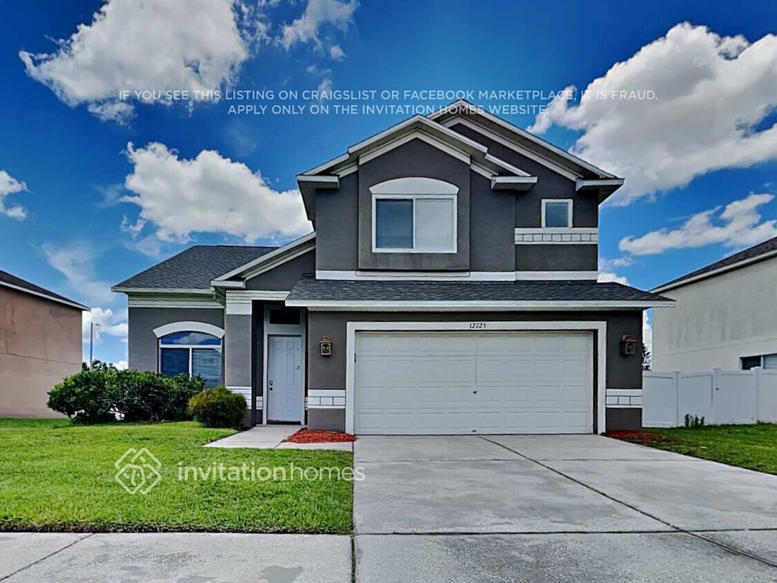 Primary Photo - 12725 Longcrest Dr