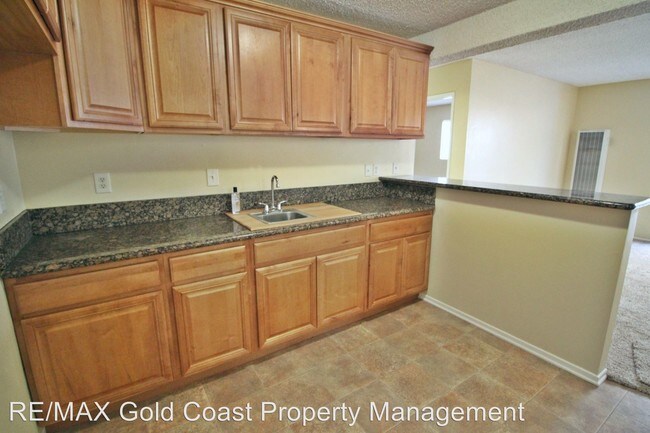 Building Photo - 1 br, 1 bath House - Paradise at the Beach