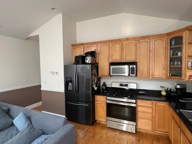 Building Photo - 1505 N Talman Ave