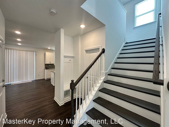 Building Photo - 3 br, 2.5 bath House - 1202 Briar Gate Dr
