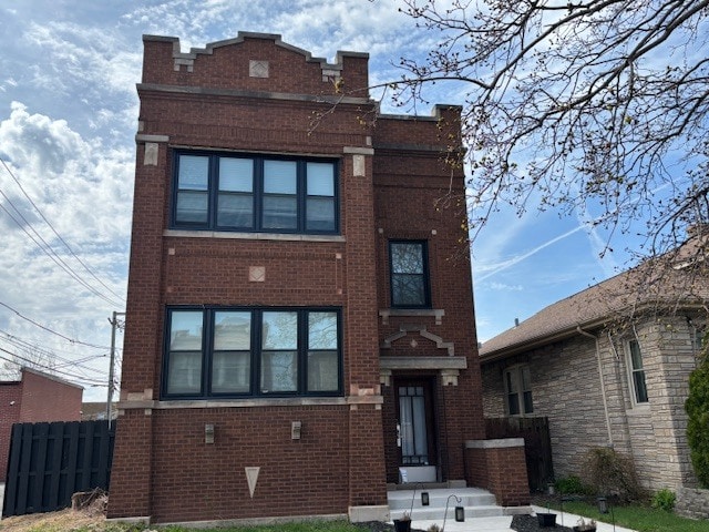 Building Photo - 4814 N Kedvale Ave
