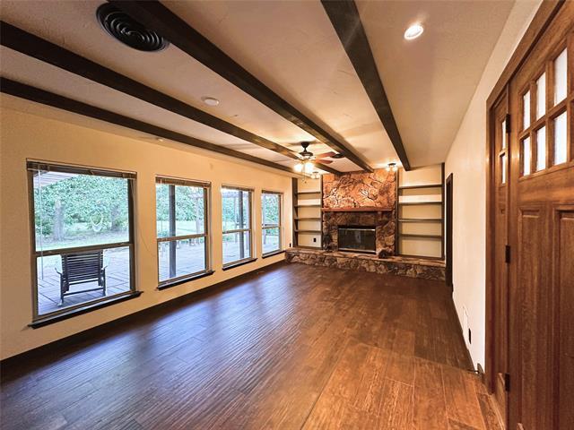 Foto del edificio - 6420 Crooked Ln