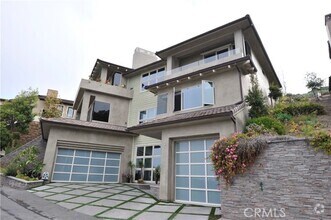 Building Photo - 6 Pacific Vista