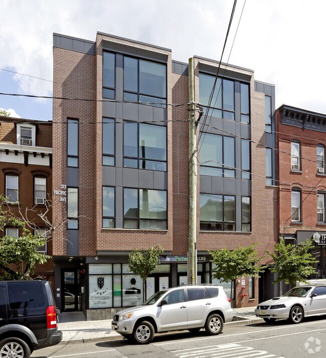 Foto del edificio - 312 Pacific Ave