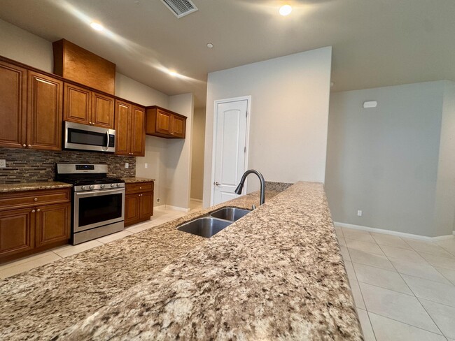Foto del edificio - 31865 San Eljay Ave