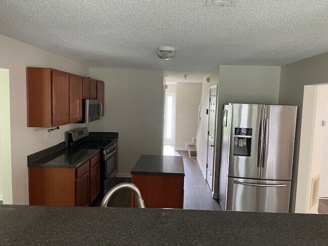 Foto del edificio - 1995 Winding Crossing Trl: 4BR, 3.5BA Home...
