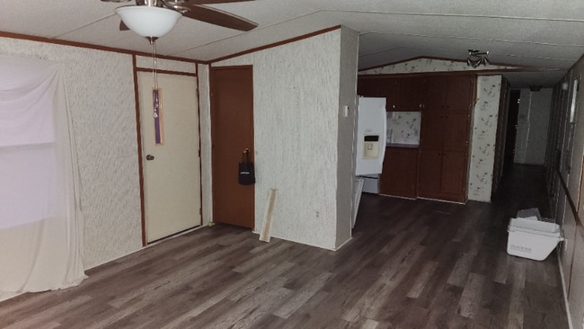 Building Photo - 90 Bud Rd