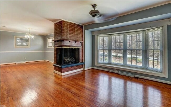 Photo - 3867 Ebert Rd House