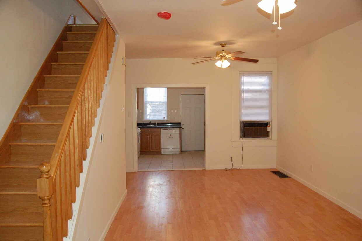 2623 S Mildred St, Philadelphia, PA 19148 Townhome Rentals in