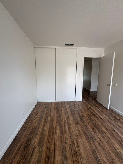 Foto del edificio - 310 S Argyle Ave