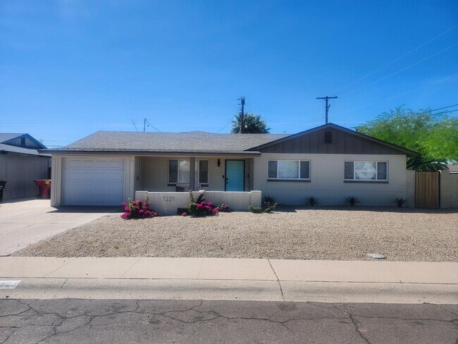 Foto del edificio - 7225 E Villa Way