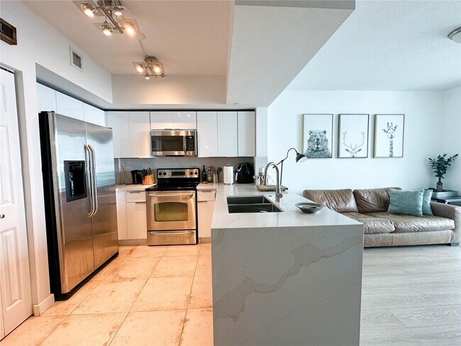 Foto del edificio - 1723 SW 2nd Ave